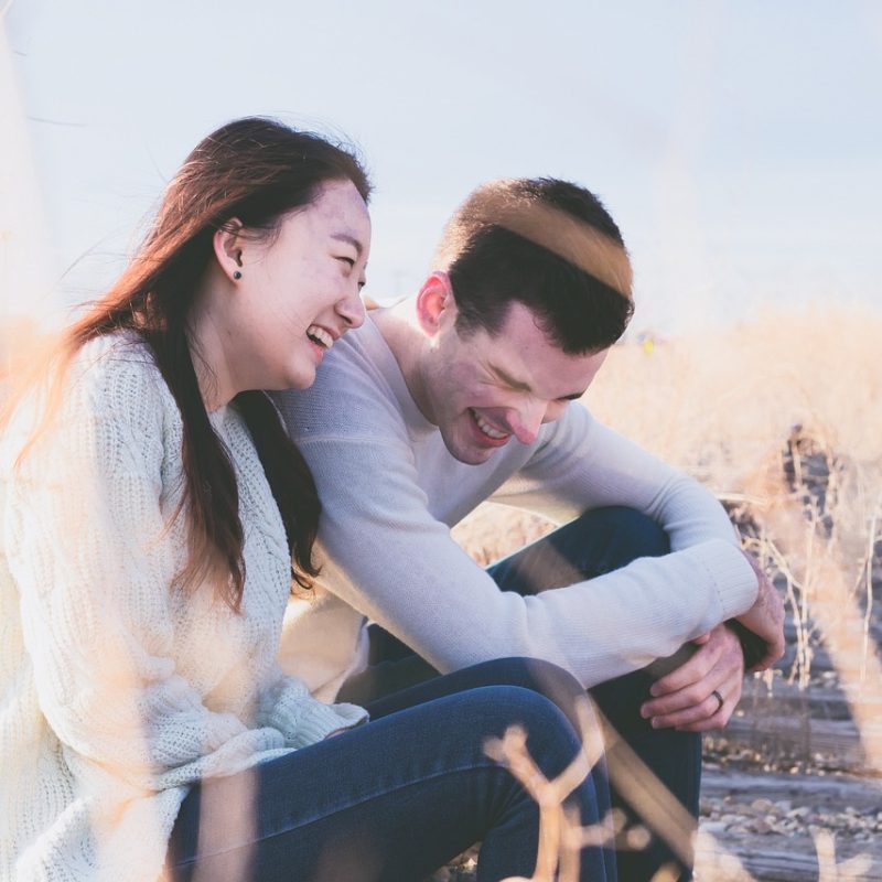 couple-1838940_1280